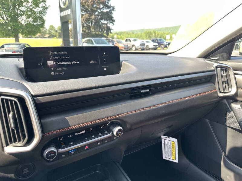 2025 Mazda CX-50 2.5 Turbo Meridian Edition