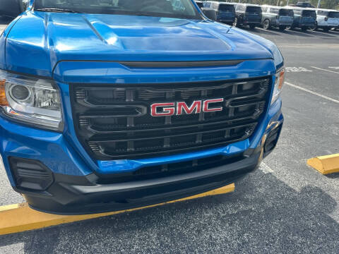 2022 GMC Canyon Elevation Standard