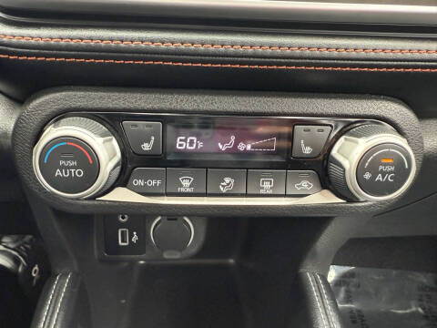 2019 Nissan Kicks SR