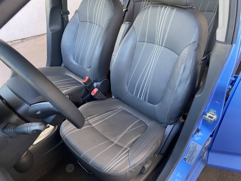 2013 Chevrolet Spark 1LT Auto