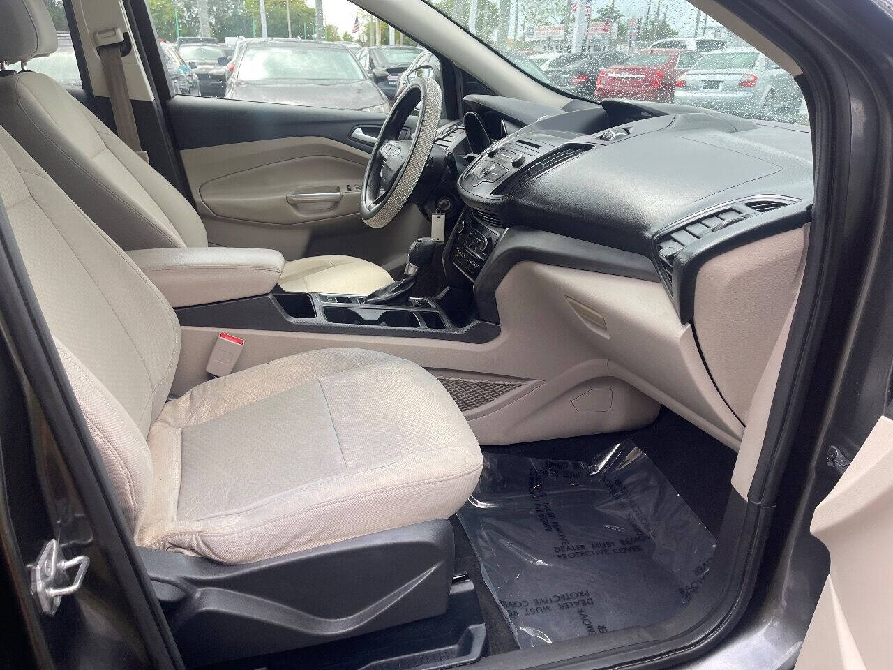 2017 Ford Escape SUV - $10,900