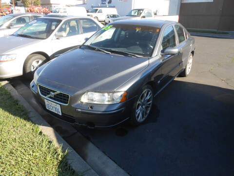 2005 Volvo S60 for sale at Sutherlands Auto Center in Rohnert Park CA