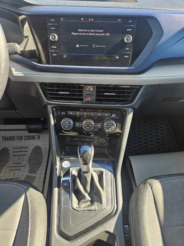 2024 Volkswagen Taos SE