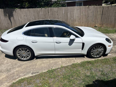 2018 Porsche Panamera