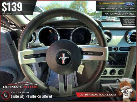 2005 Ford Mustang V6 Deluxe
