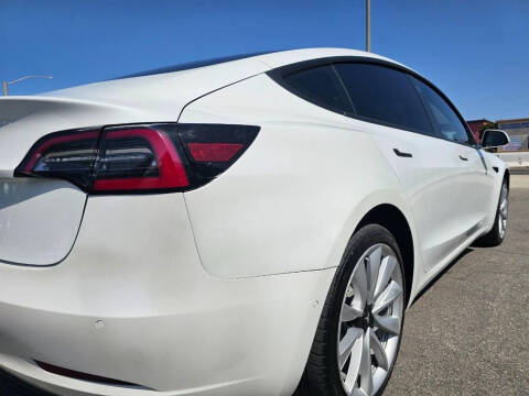 2020 Tesla Model 3 Standard Range Plus