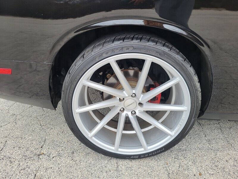 2012 Dodge Challenger SXT