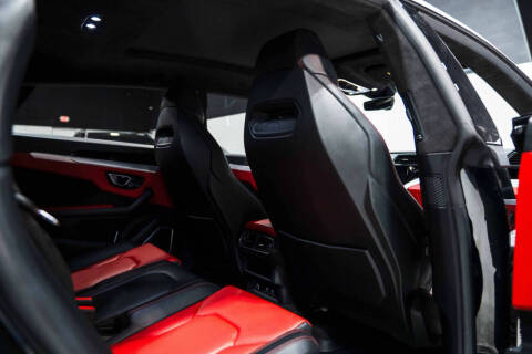 2022 Lamborghini Urus