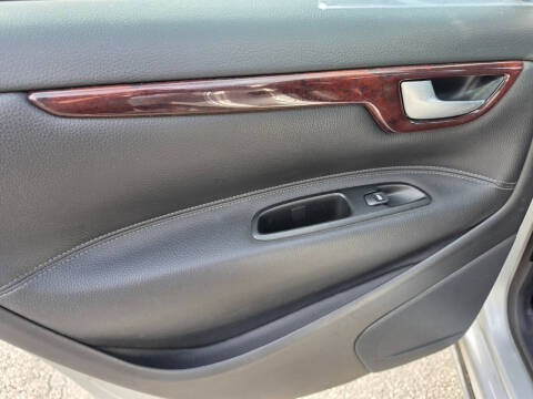 2007 Volvo V70 2.4