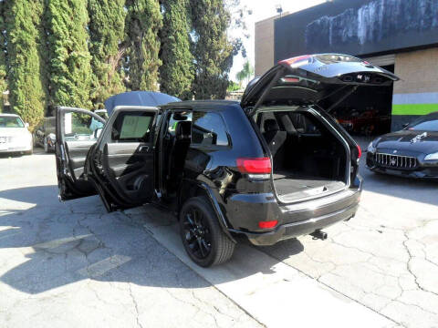 2017 Jeep Grand Cherokee Altitude
