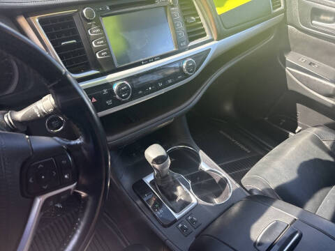 2017 Toyota Highlander XLE