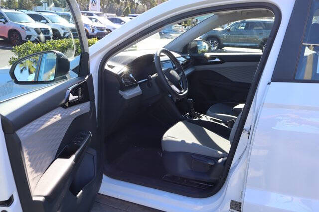 2023 Volkswagen Taos S