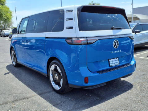 2025 Volkswagen ID. Buzz Pro S Plus