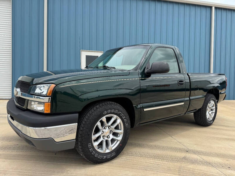 2004 Chevrolet Silverado 1500 LS