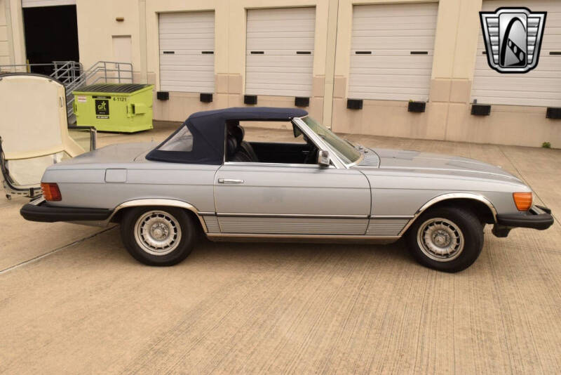 1982 Mercedes-Benz 380-Class 380 SL