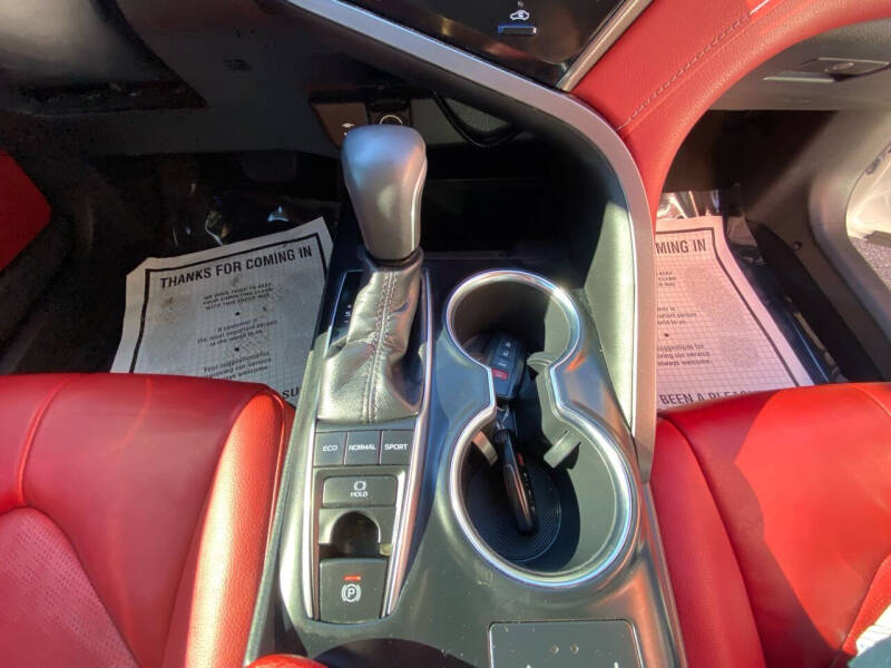 2019 Toyota Camry XSE