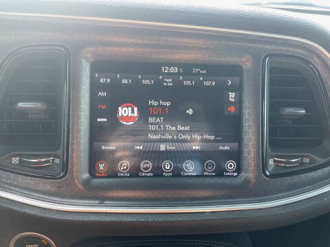 2017 Dodge Challenger SXT