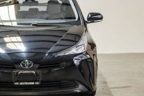 2020 Toyota Prius LE