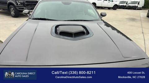 2016 Dodge Challenger 392 HEMI Scat Pack Shaker
