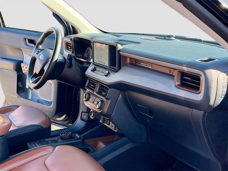 2023 Ford Maverick Lariat