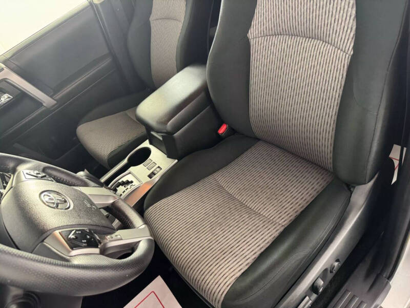 2023 Toyota 4Runner SR5