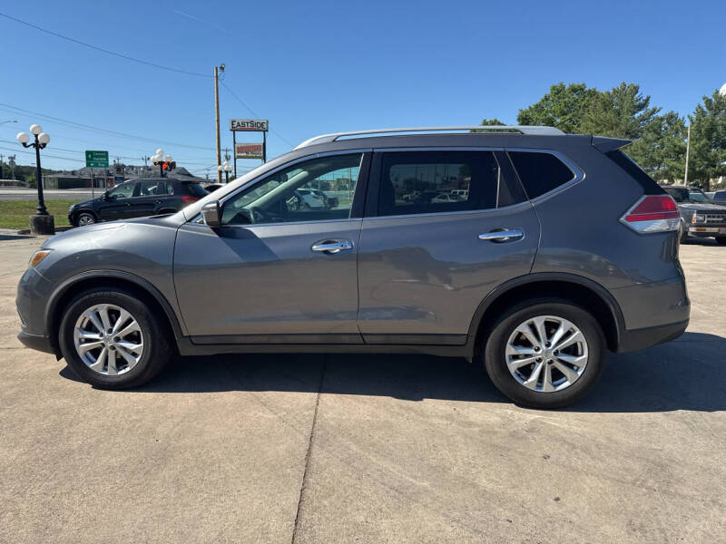 2016 Nissan Rogue SV