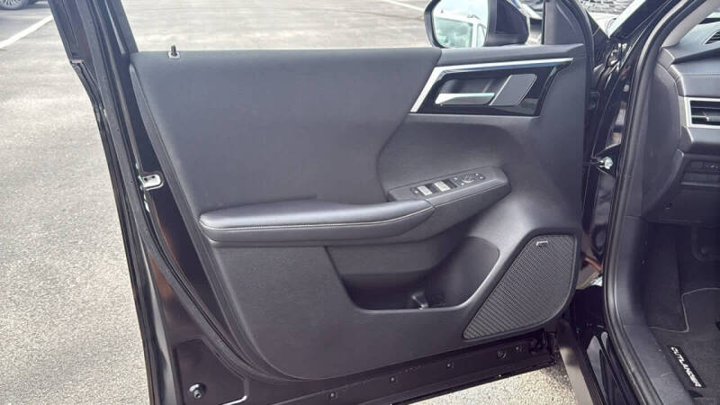 2026 Mitsubishi Outlander ES