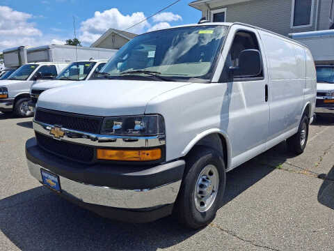 2025 Chevrolet Express 2500