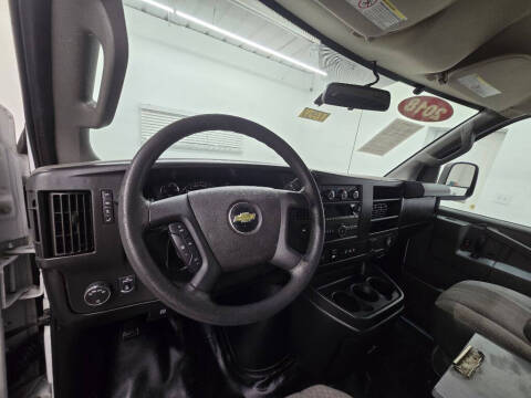 2018 Chevrolet Express 2500