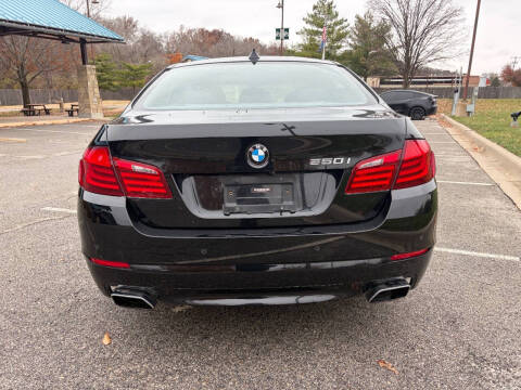 2012 BMW 5 Series 550i