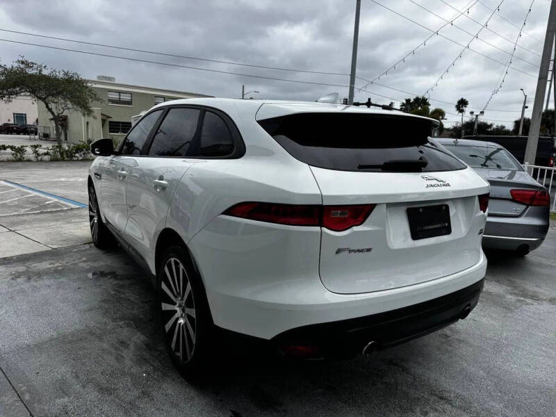 2017 Jaguar F-PACE 35t