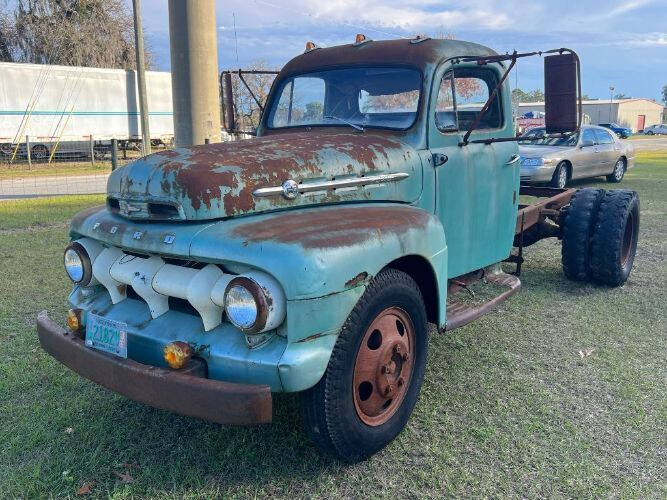 1952 Ford F-650