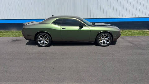2015 Dodge Challenger SXT Plus
