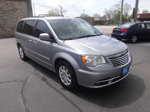 2014 Chrysler Town and Country for sale at ROSE AUTOMOTIVE in Hamilton OH