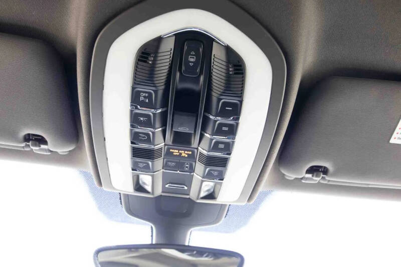 2017 Porsche Cayenne