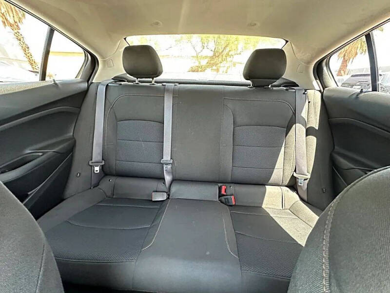 2017 Chevrolet Cruze LS Auto