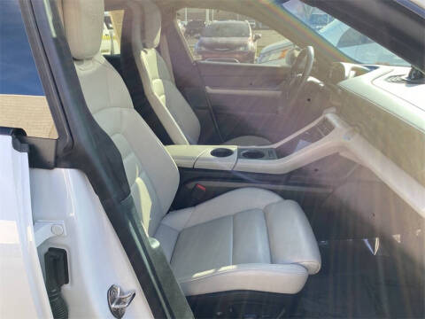 2020 Porsche Taycan Turbo