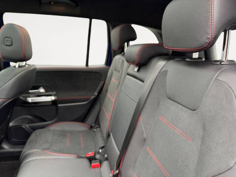 2023 Mercedes-Benz GLB GLB 250 4MATIC