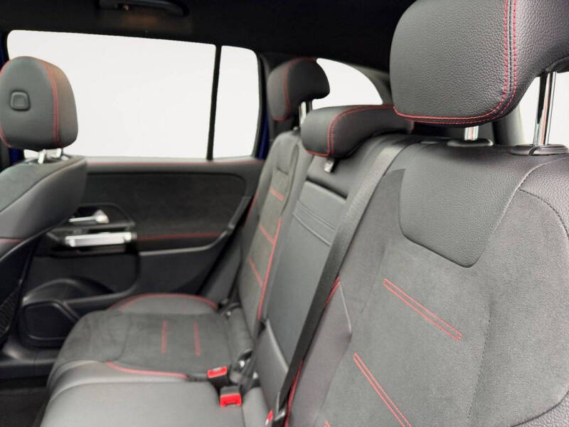 2023 Mercedes-Benz GLB GLB 250 4MATIC