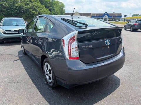 2014 Toyota Prius Two