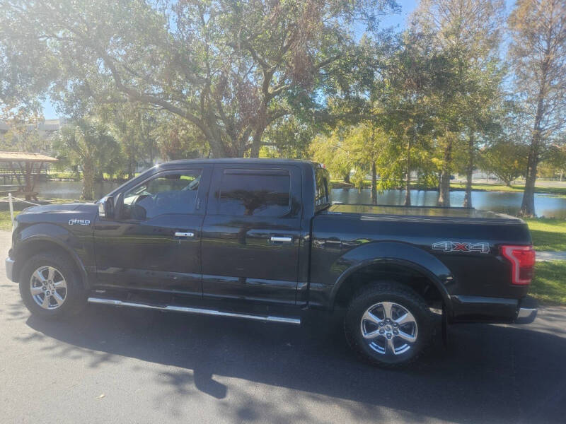 2015 Ford F-150 Lariat photo 26