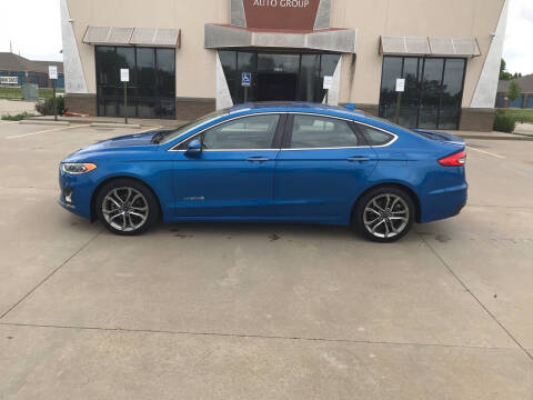 2019 Ford Fusion Hybrid for sale at Integrity Auto Group in Wichita KS