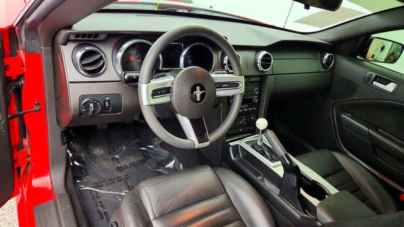 2009 Ford Mustang GT Deluxe