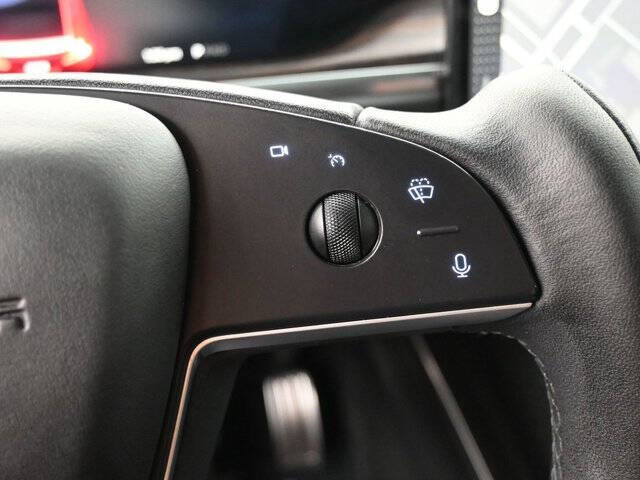 2023 Tesla Model X Standard Range