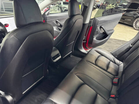 2020 Tesla Model 3 Standard Range Plus