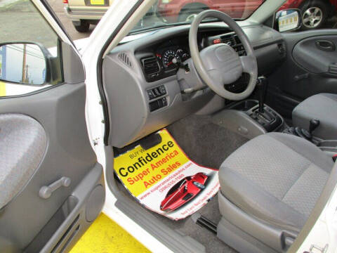 2000 Chevrolet Tracker