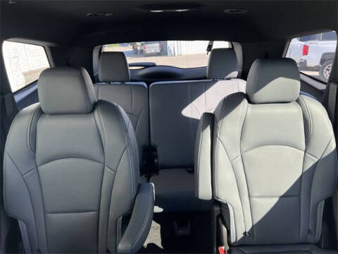 2022 Buick Enclave Essence