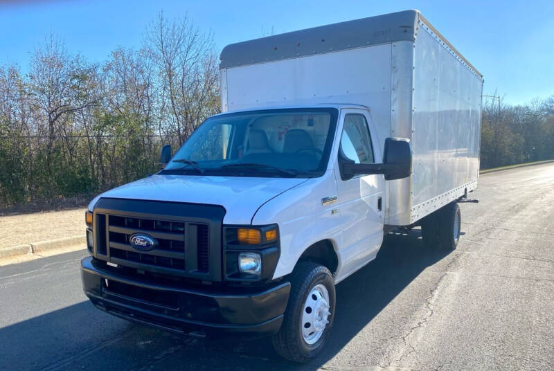 2014 Ford E-Series Chassis for sale at Siglers Auto Center in Skokie IL