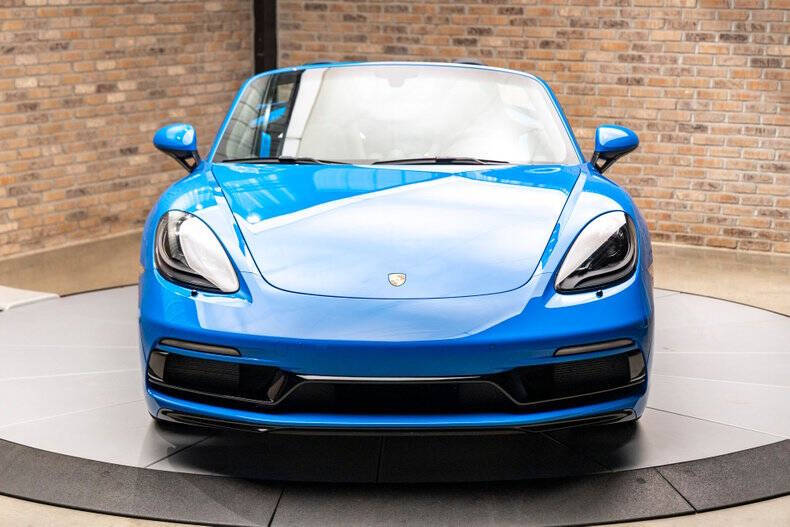 2024 Porsche 718 Boxster S