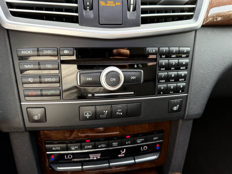 2011 Mercedes-Benz E-Class E 350 BlueTEC Luxury